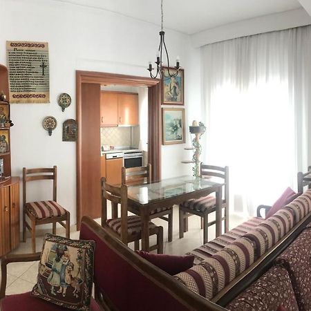 Apartment With Two Bedrooms In City Centre In Drama Greece Eksteriør billede